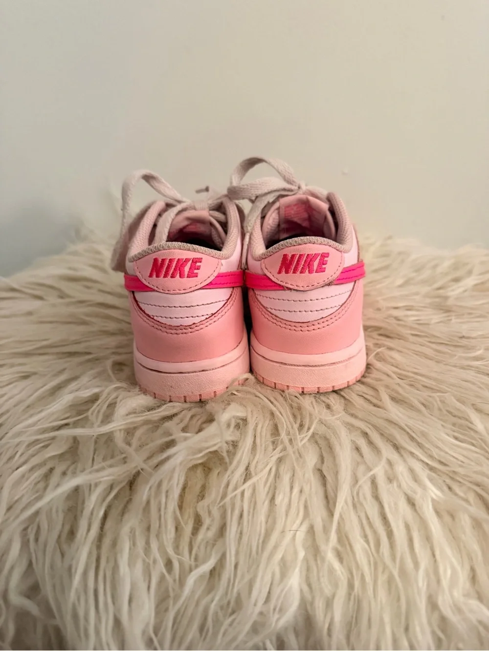 Nike classic low